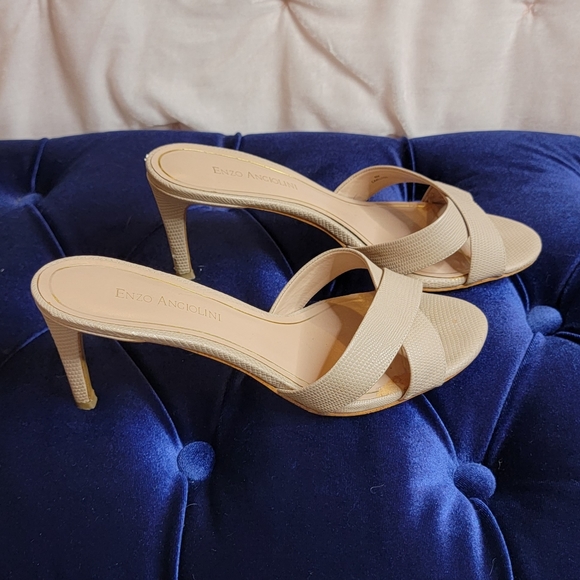 ENZO ANGIOLINI slide sandals  in nude - Picture 7 of 15